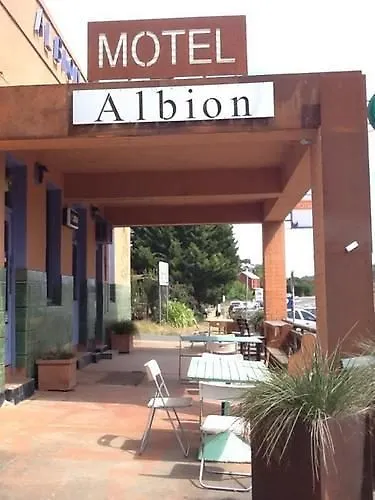 The Albion Motel Castlemaine