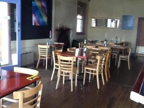 The Albion 3* Castlemaine